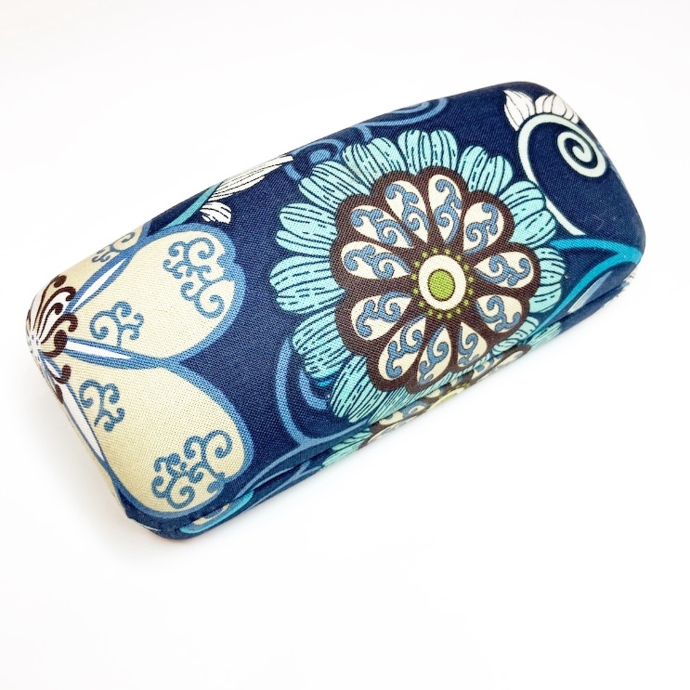 VERA BRADLEY sunglasses case